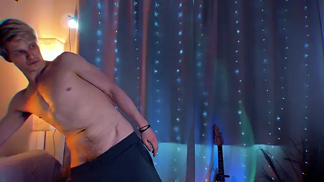 Breston Sweet online show from 03-27-26, 06:08