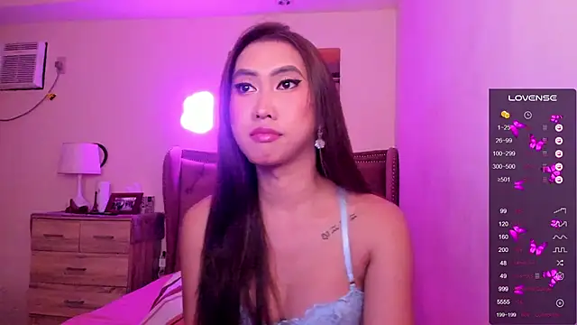 BombshellPH online show from 01-31-25, 05:42