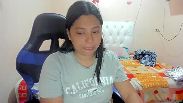 Leylafourniert online show from 02-26-25, 09:27