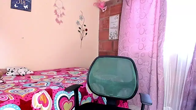 Snapshot of zafiro_sex_ chatting on 01-09-25, 11:02 zafiro sex online show from 01-09-25, 11:02
