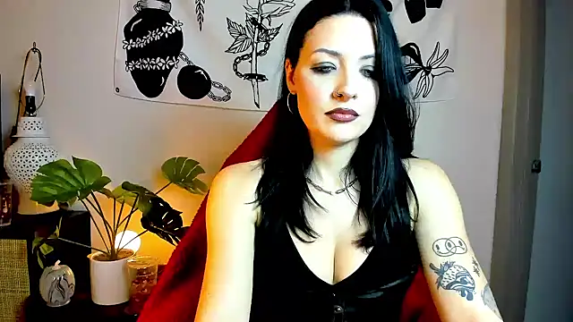 MelroseStrip online show from 10-31-25, 10:33