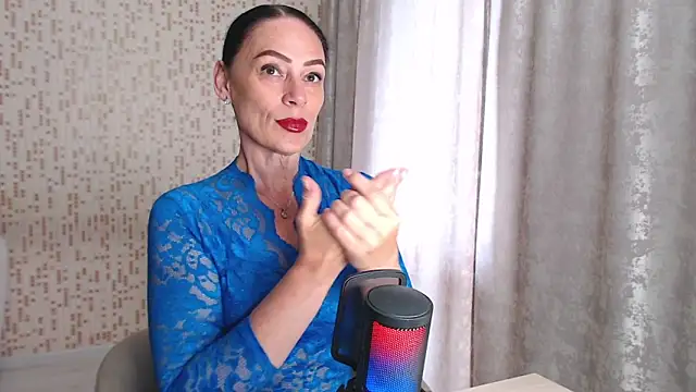 Snapshot of BelovedLady chatting on 05-28-26, 04:21 BelovedLady online show from 05-28-26, 04:21
