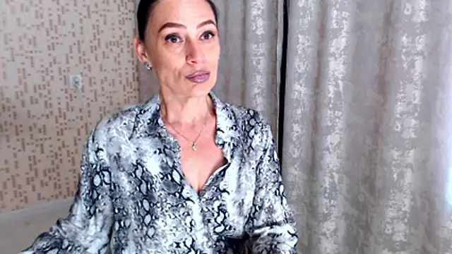Snapshot of BelovedLady chatting on 05-30-26, 07:16 BelovedLady online show from 05-30-26, 07:16