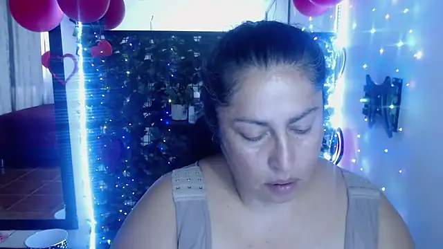 Snapshot of Keyla01_ chatting on 02-04-25, 09:31 Keyla01 online show from 02-04-25, 09:31