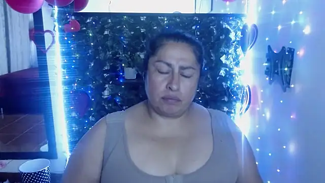 Snapshot of Keyla01_ chatting on 02-05-25, 12:31 Keyla01 online show from 02-05-25, 12:31