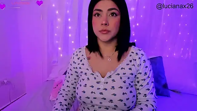 lucy26  online show from 11-05-25, 01:38