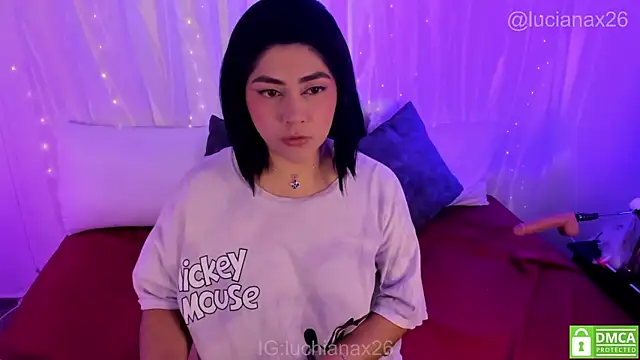 lucy26  online show from 12-18-25, 03:23