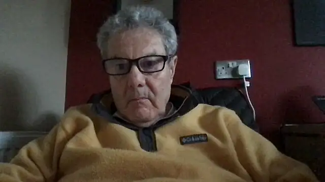 Snapshot of Oldpistolpete chatting on 02-03-26, 03:17 Oldpistolpete online show from 02-03-26, 03:17