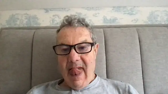 Snapshot of Oldpistolpete chatting on 02-13-26, 09:49 Oldpistolpete online show from 02-13-26, 09:49