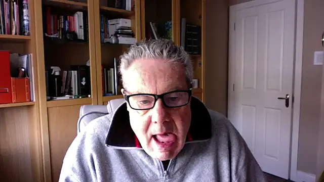 Snapshot of Oldpistolpete chatting on 02-20-26, 10:16 Oldpistolpete online show from 02-20-26, 10:16