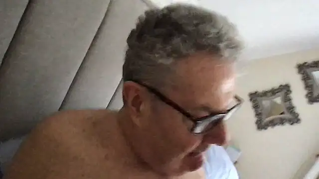 Snapshot of Oldpistolpete chatting on 02-21-26, 12:17 Oldpistolpete online show from 02-21-26, 12:17