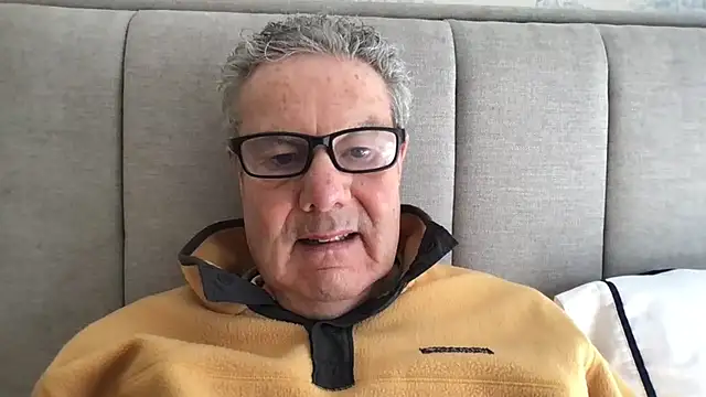 Snapshot of Oldpistolpete chatting on 03-06-26, 09:50 Oldpistolpete online show from 03-06-26, 09:50