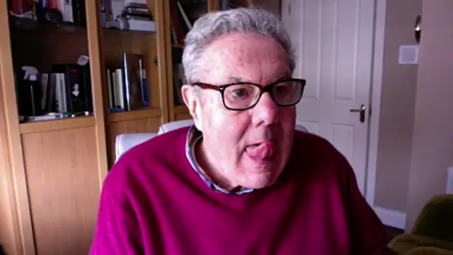 Snapshot of Oldpistolpete chatting on 03-08-26, 12:09 Oldpistolpete online show from 03-08-26, 12:09