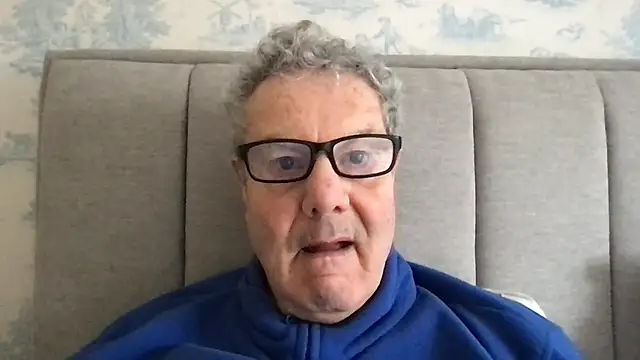 Snapshot of Oldpistolpete chatting on 03-12-26, 09:59 Oldpistolpete online show from 03-12-26, 09:59