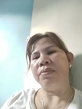 Snapshot of simplewild_mom chatting on 07-22-26, 08:39 simplewild mom online show from 07-22-26, 08:39