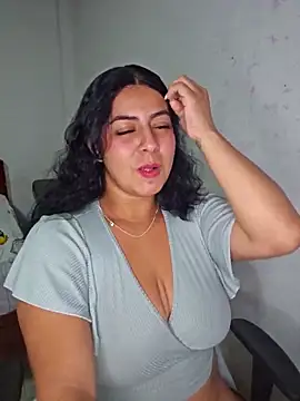 Mary pinkish online show from 02-27-25, 01:16