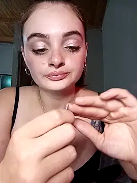 Emmacut online show from 04-05-26, 04:48