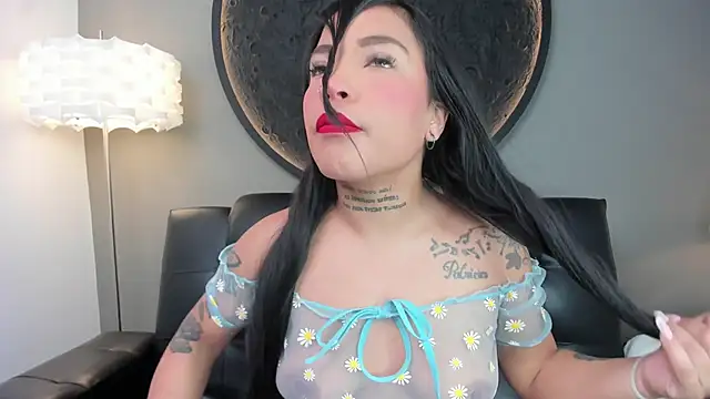 miss vaiolette online show from 01-17-25, 11:06