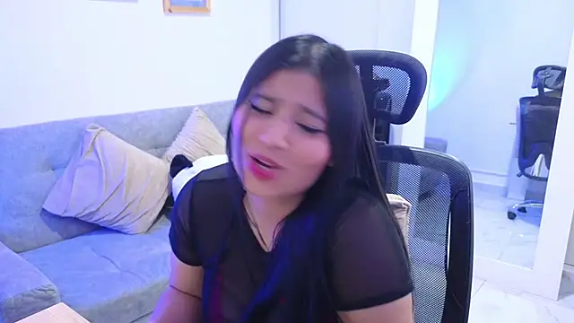 annylouis online show from 12-13-25, 07:53