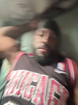 Snapshot of DaleHamilton chatting on 03-11-25, 05:46 DaleHamilton online show from 03-11-25, 05:46