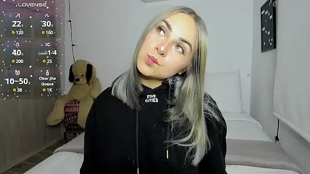 sophi mooreno online show from 12-01-24, 11:25