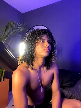 Lucas eevans online show from 11-20-25, 01:55