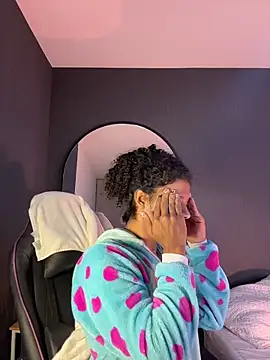 Lucas eevans online show from 03-12-26, 12:44