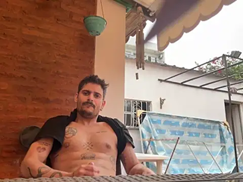 Snapshot of mrtnivnn chatting on 01-10-26, 07:26 mrtnivnn online show from 01-10-26, 07:26