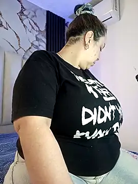 mollieblue69 online show from 12-21-25, 12:45