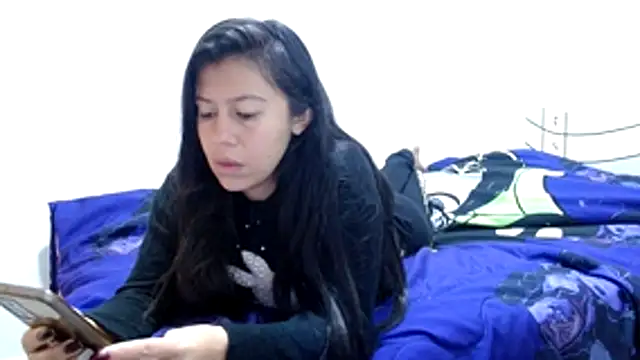 Snapshot of sandyquinnxx chatting on 10-23-25, 12:59 sandyquinnxx online show from 10-23-25, 12:59