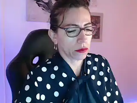 Chayla Ruiz online show from 01-21-25, 01:22