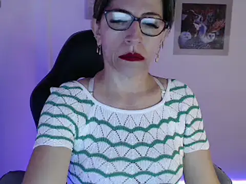 Chayla Ruiz online show from 01-27-25, 01:41