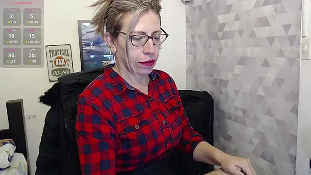 Chayla Ruiz online show from 09-21-25, 10:39