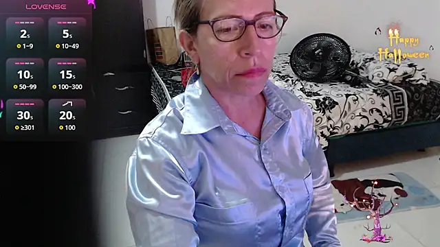 Chayla Ruiz online show from 10-23-25, 12:10