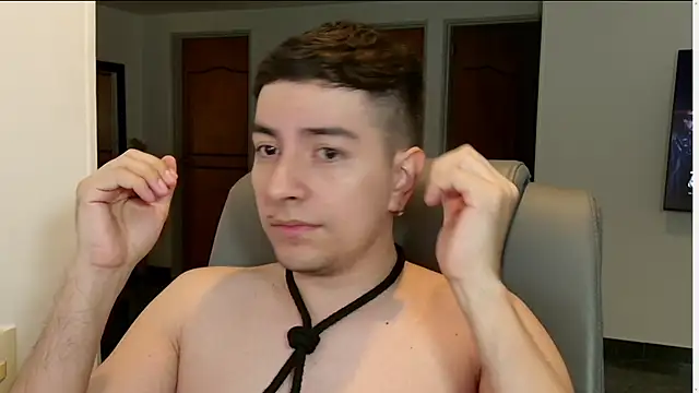 Jhoan saenz online show from 09-30-25, 04:12