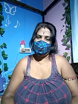 Snapshot of parioo7 chatting on 02-15-25, 06:44 parioo7 online show from 02-15-25, 06:44