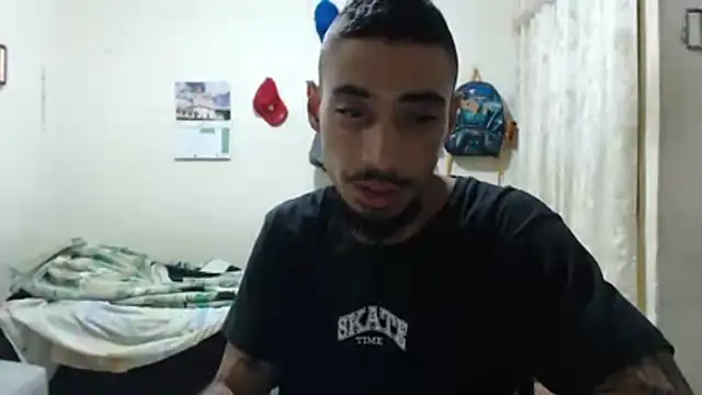 emiliano hottt online show from 04-19-26, 06:35