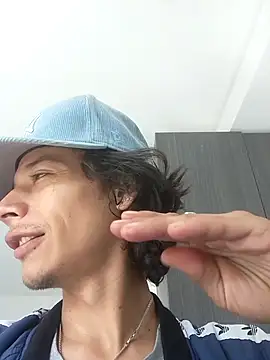 Snapshot of swagbabysk8 chatting on 01-14-26, 04:56 swagbabysk8 online show from 01-14-26, 04:56