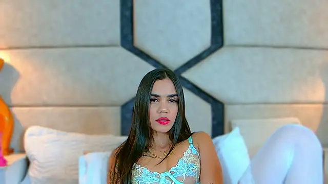 April Cutee online show from 01-13-25, 07:42