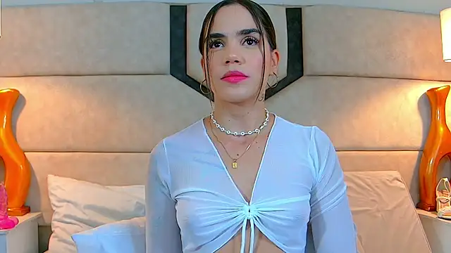 April Cutee online show from 02-05-25, 11:44