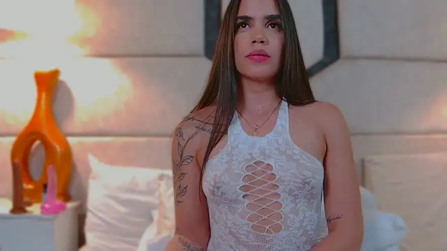 April Cutee online show from 03-16-25, 01:59