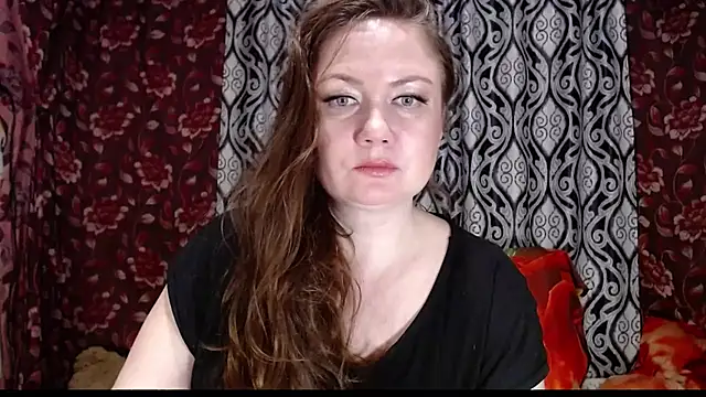 EmilyDoth online show from 02-13-25, 05:44