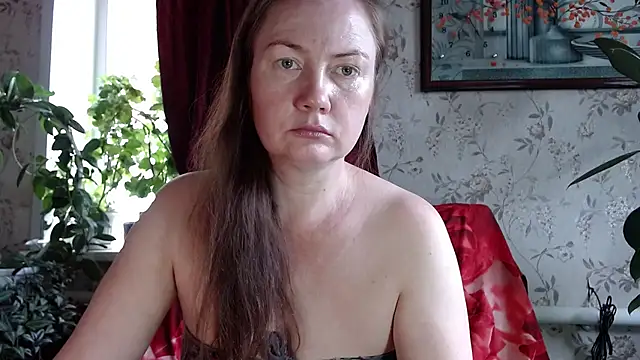 Snapshot of EmilyDoth chatting on 07-24-26, 08:12 EmilyDoth online show from 07-24-26, 08:12