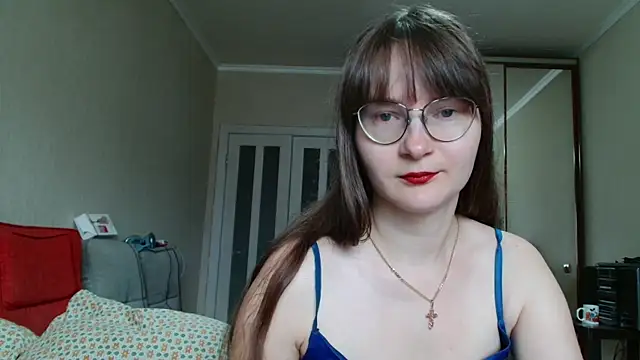 KiraGoldens online show from 06-02-26, 06:15