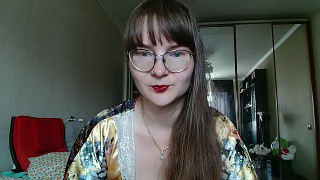 KiraGoldens online show from 07-28-26, 06:42