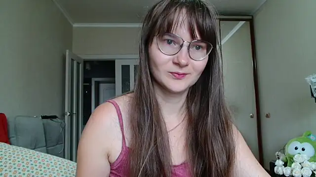 KiraGoldens online show from 08-02-26, 06:34