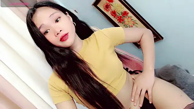 amomentoflust69 online show from 05-28-26, 10:45