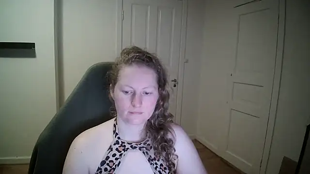 Girlnina-1995 online show from 02-12-25, 05:05