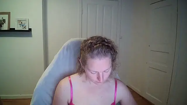 Girlnina-1995 online show from 09-22-25, 09:44