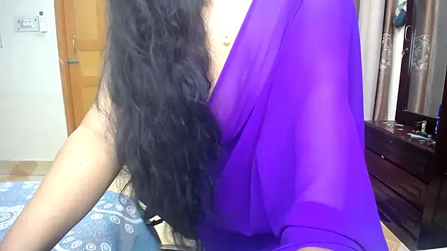 Snapshot of lady_maeda_ chatting on 09-12-25, 06:52 lady maeda online show from 09-12-25, 06:52